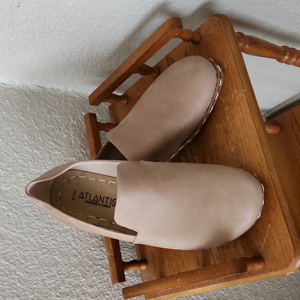 Atlantis handmade. Marked w14.5 these fit my son size mens 13.